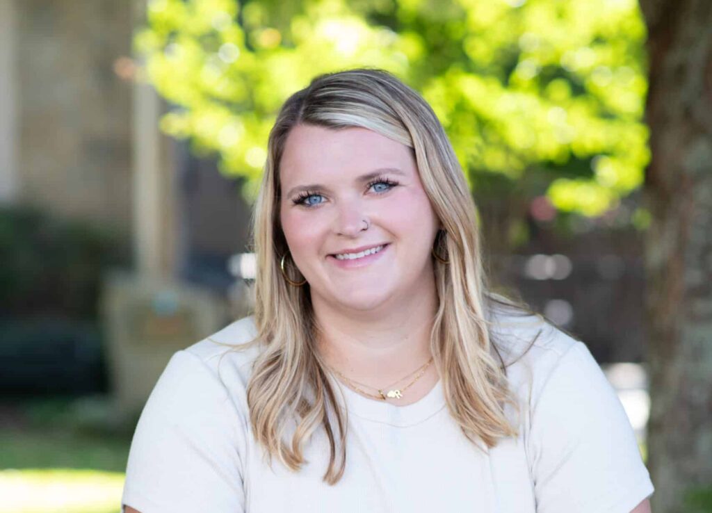 Madison Dills headshot