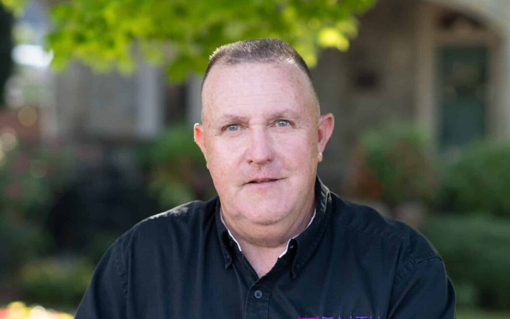 Aaron Holt headshot